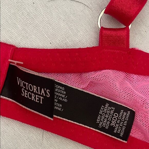 Victoria’s Secret Dream Angels Push-Up Red Lace Underwire Bra Size 36DD - Picture 2 of 7